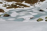 74 Laghetto di Pietra Quadra in lento disgelo 